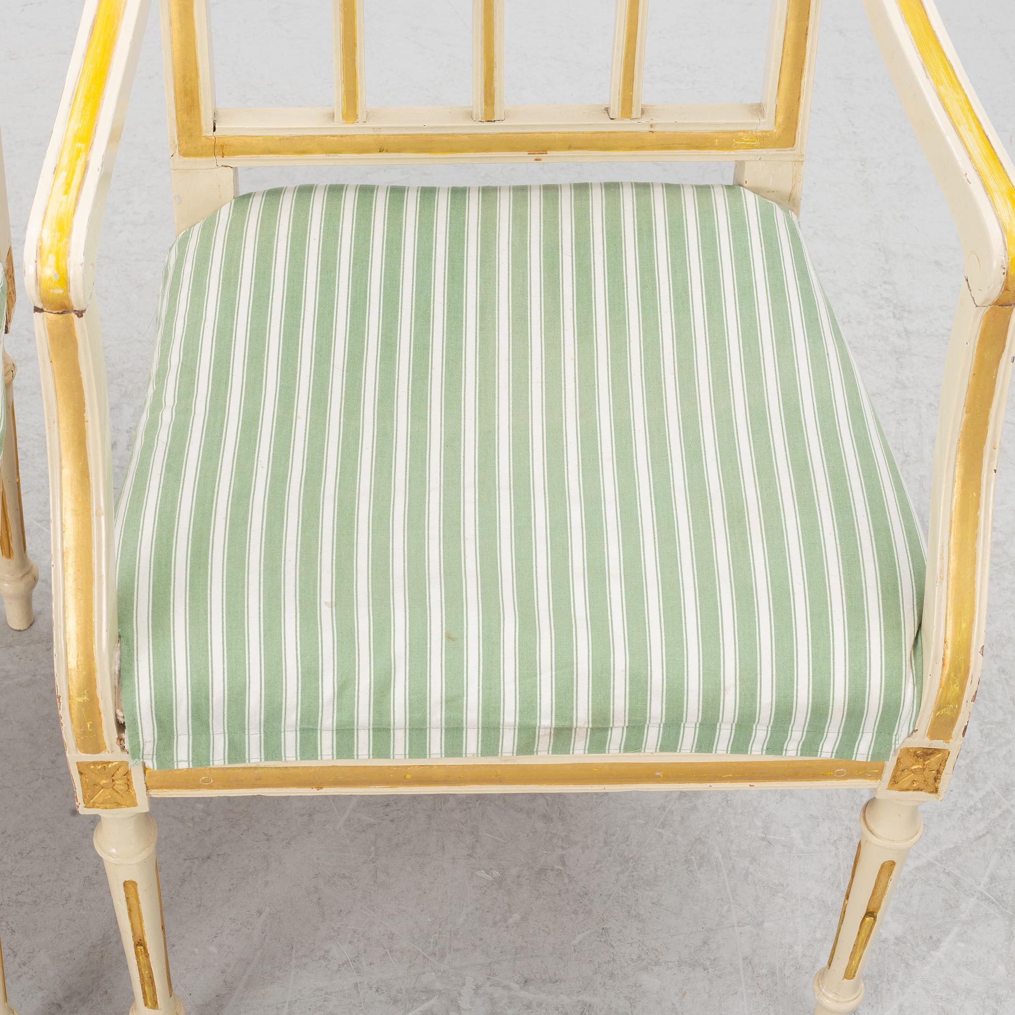 Karmstolar, ett par, gustaviansk stil, 1800-tal.
