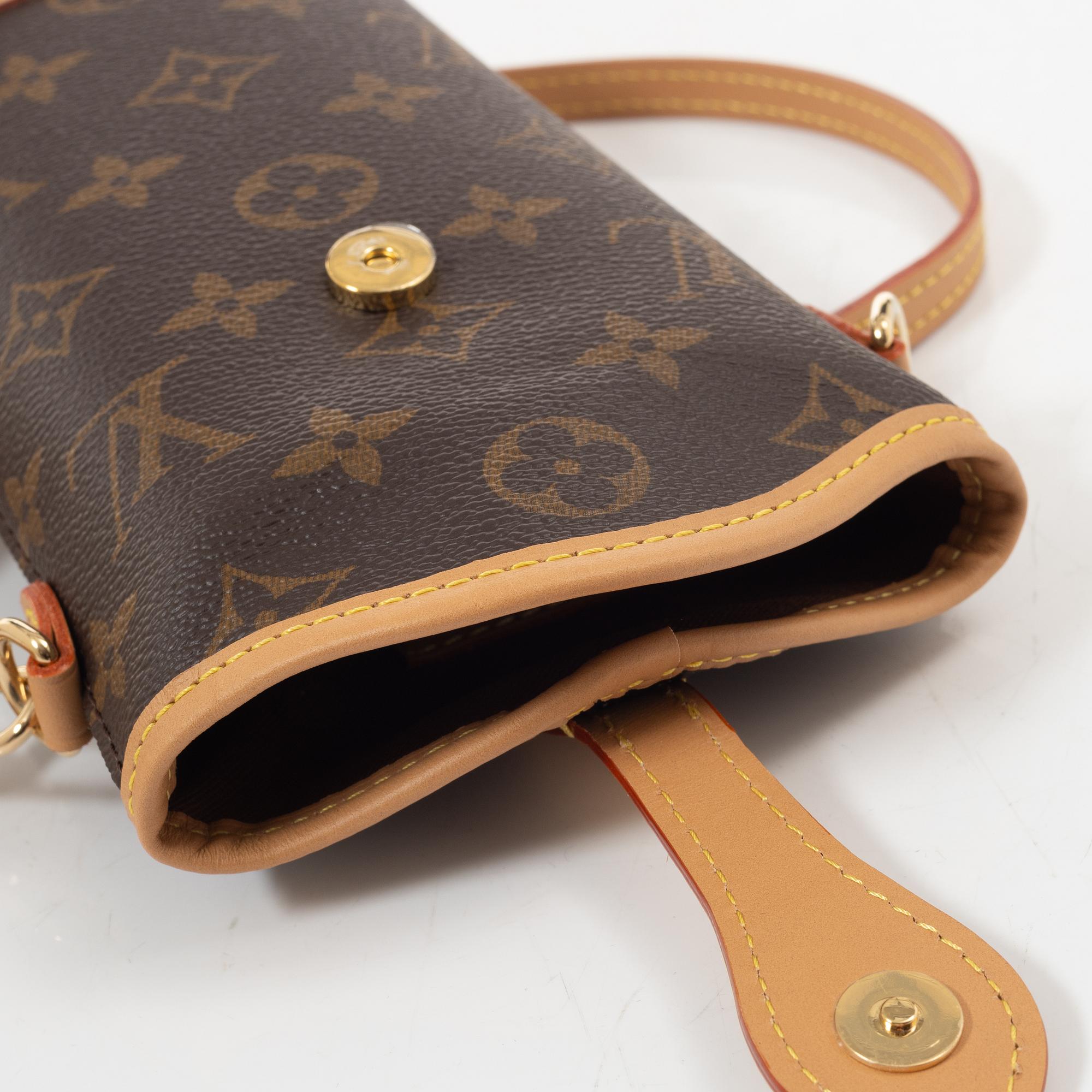 Louis Vuitton, väska, "Fold Me Pouch", 2023.