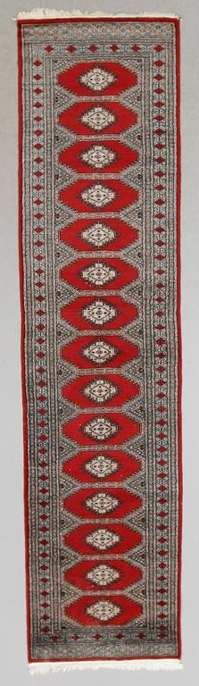 MATTA, Pakistan, ca 332 x 81 cm.