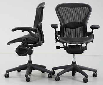 KONTORSSTOLAR, 2 st, "Aeron Chair", Herman Miller.