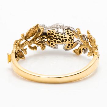 RANNEKORU, 18K valko- ja keltakultaa, timantteja n. 2.74 ct yht, vihreitä granaatteja, keltaisia safiireja.