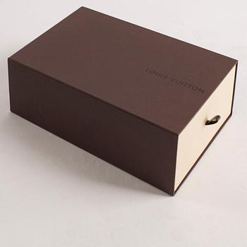 LOUIS VUITTON, sjal "Da Vinci Mona-Lisa" ur Master Collection av Jeff Koons 2017.