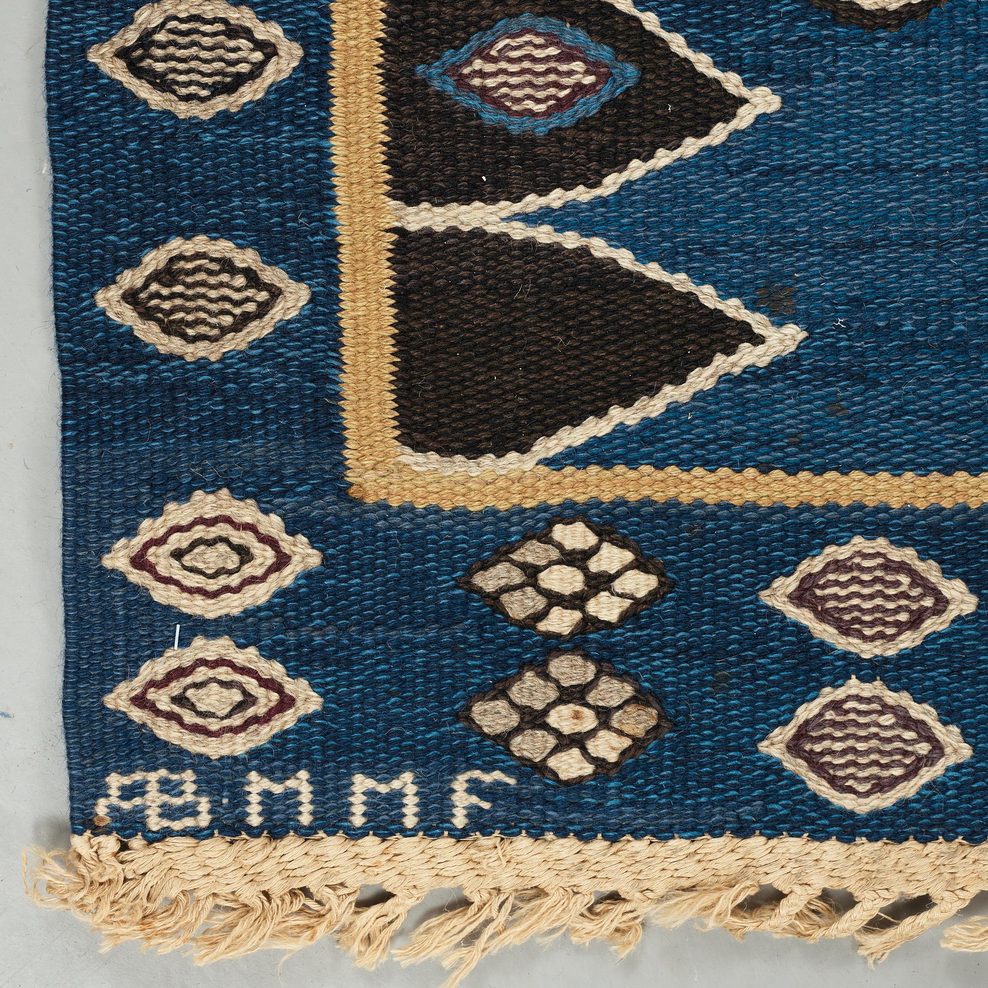 Barbro Nilsson, MATTO, "Snäckorna", flat weave, ca 229 x 151,5 cm, signed AB MMF BN.