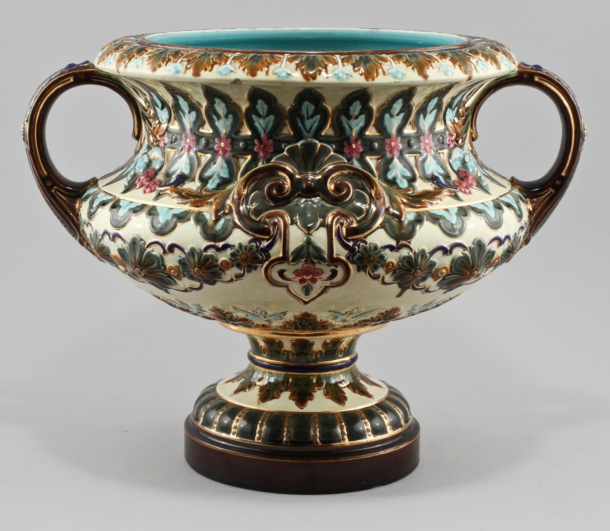 HÄNKELURNA, majolika, Rörstrand, omkring år 1900.