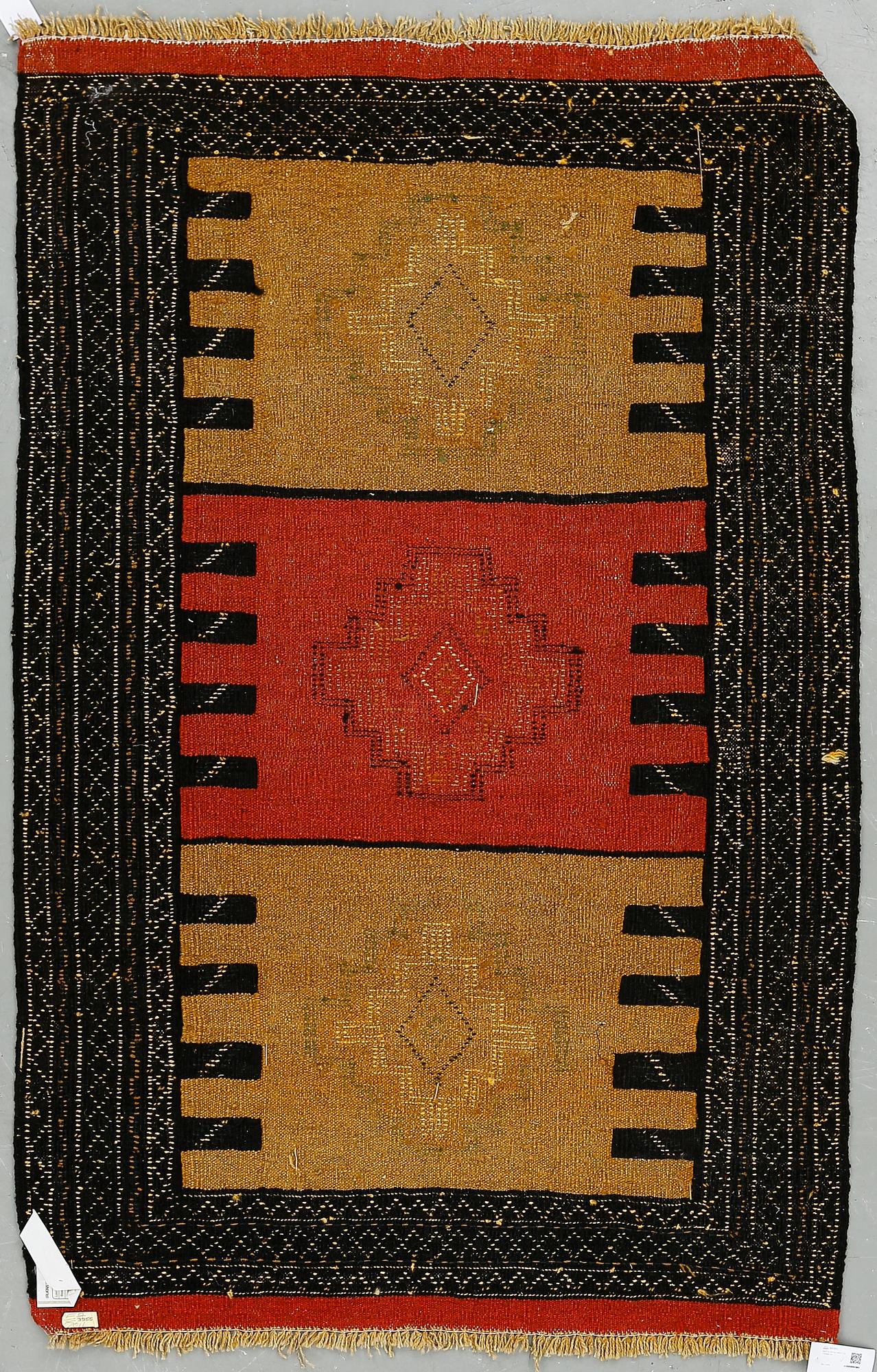 MATTA, Shiraz, kelim. Ca 174x120 cm.