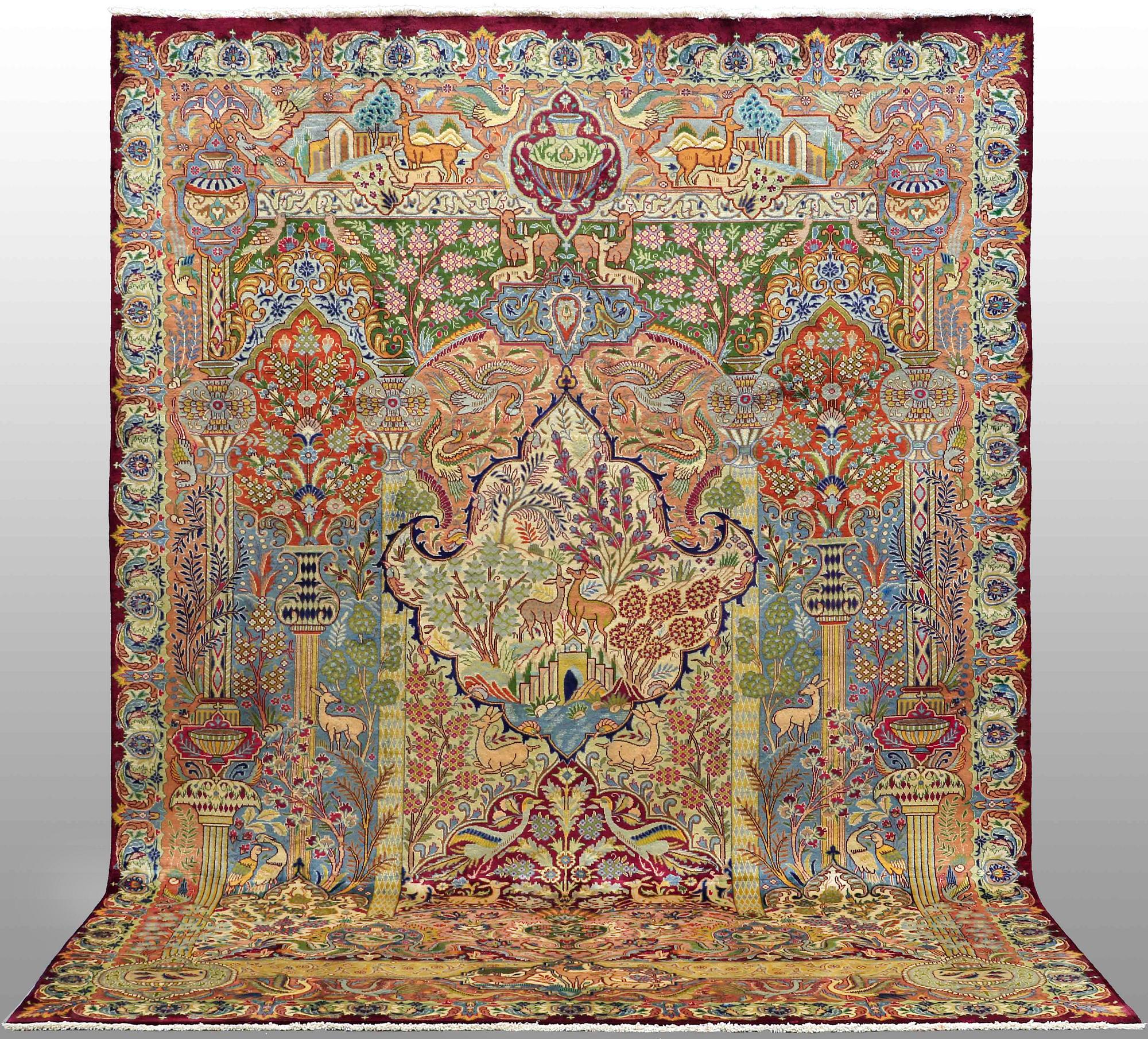 Matta, Kashmar, ca 335 x 249 cm.