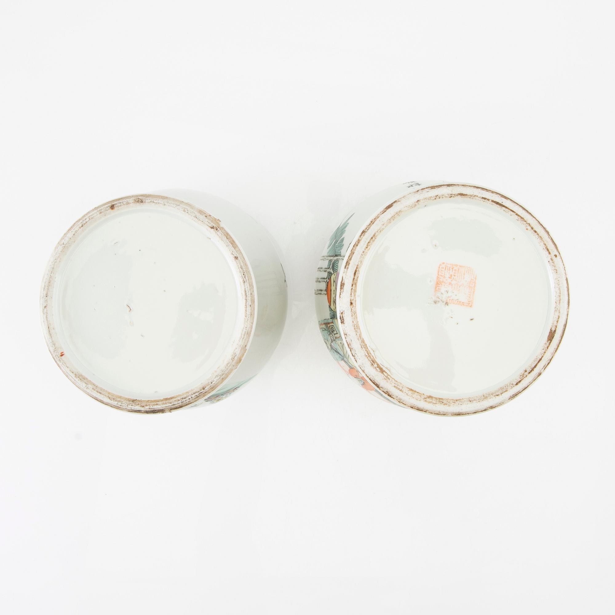 A set of two Chinese ladies and boys vases, 20th century.