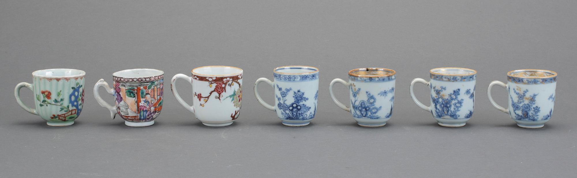 KOPPAR, 7 st, porslin, Kina, Qingdynastin 1700-tal.