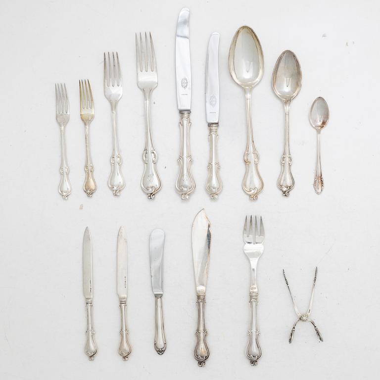 Casket with a cutlery service, approximately 218 pieces, silver, model "Adlerstråhle", GAB, 1917.