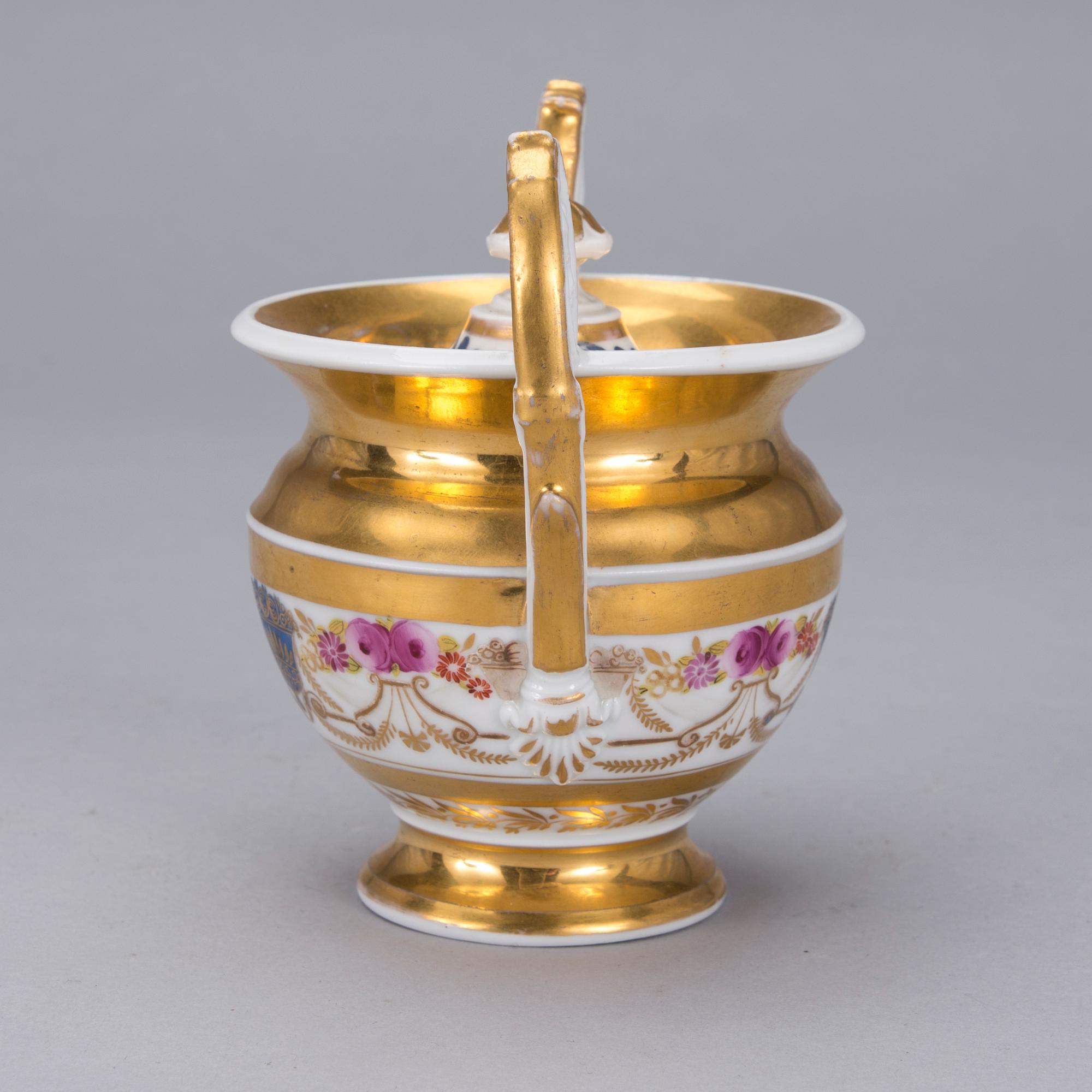 SOCKERSKÅL MED LOCK, porslin, empire, Gardner ca 1820.