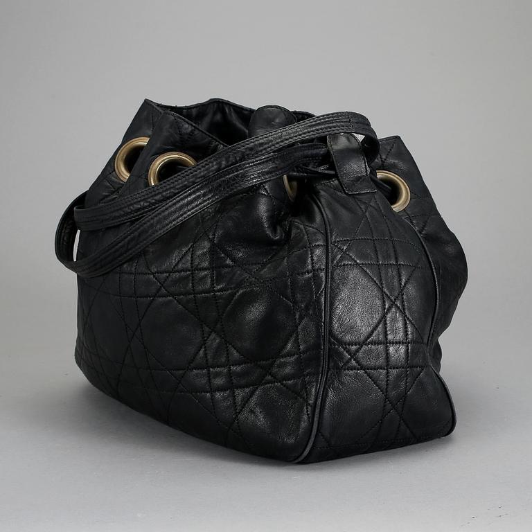 VÄSKA, Dior.