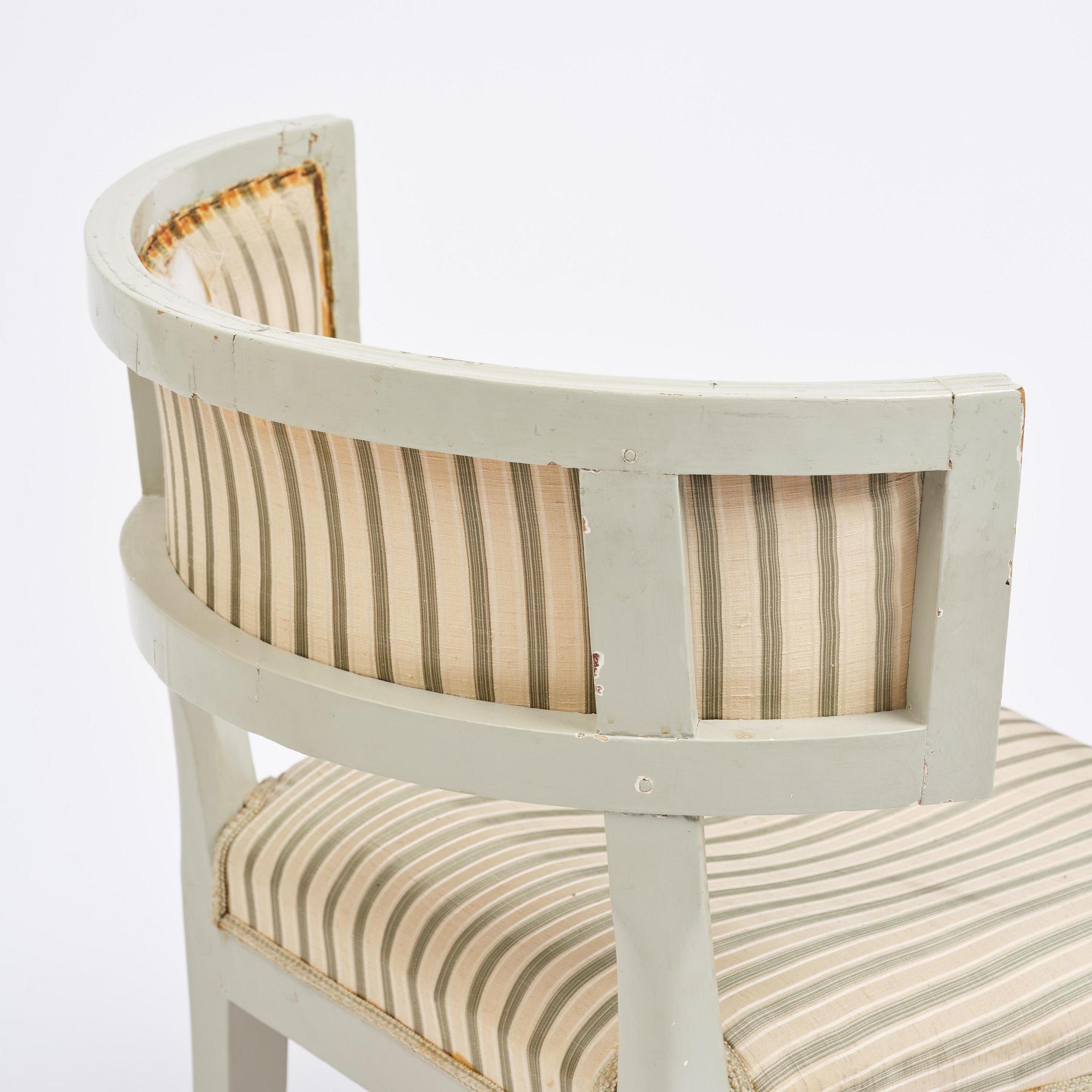 A pair of late Gustavian klismos chairs, late 18th century.