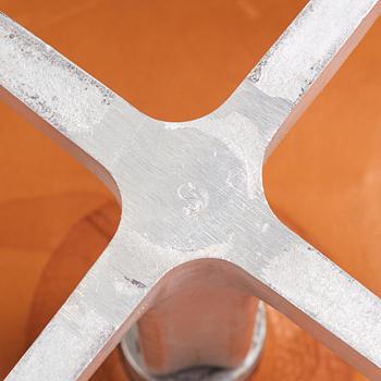 Arne Jacobsen, a pair of 'Swan' easy chairs, Fritz Hansen, Denmark 1960s.