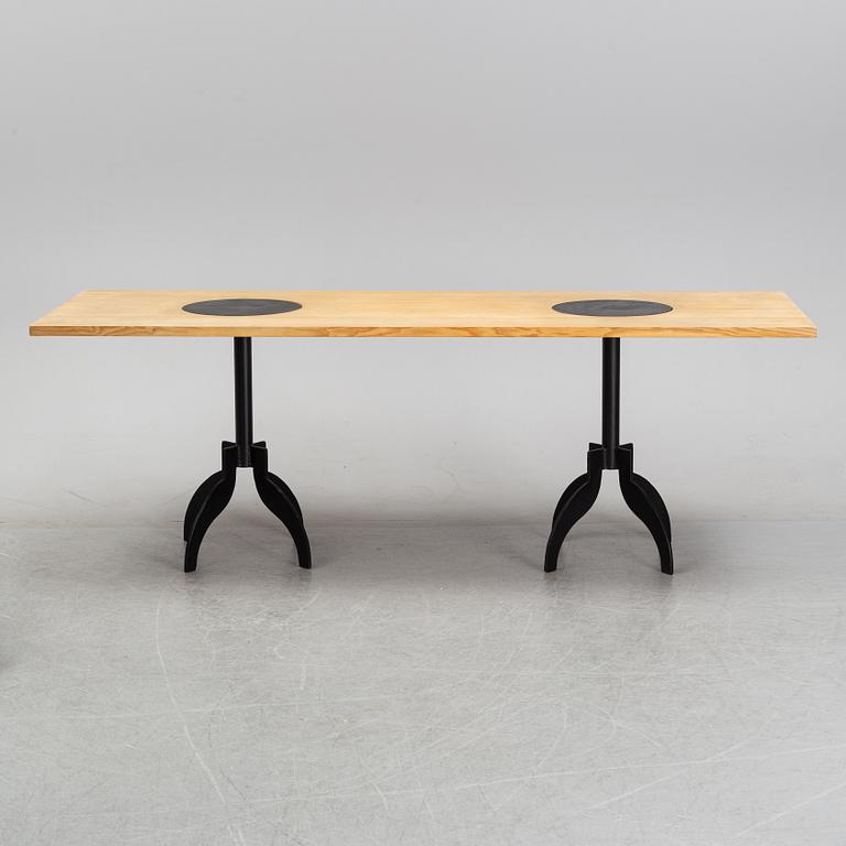 Jonas Bohlin, matbord, "Triptyk",
Källemo, formgivet 1989.