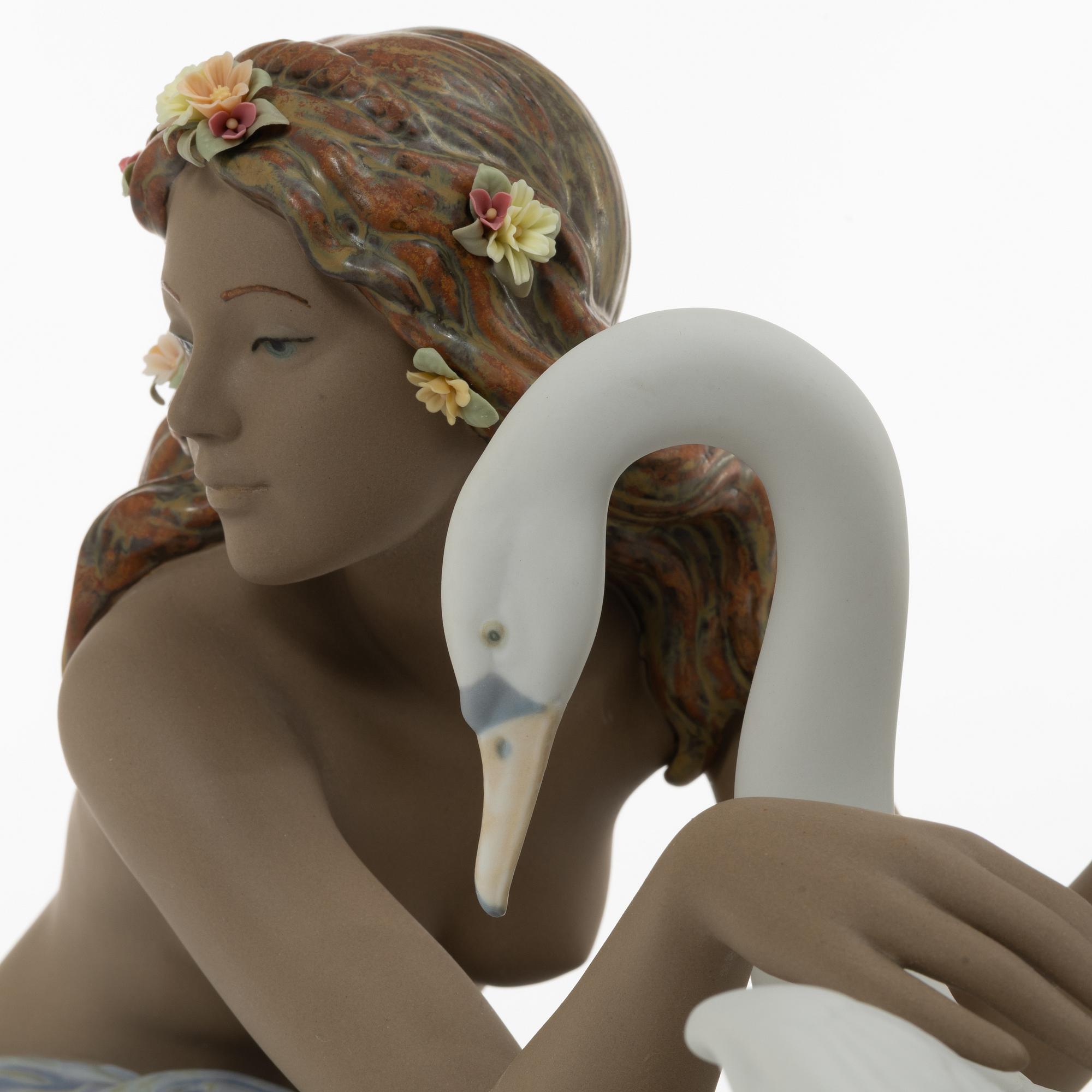 Miguel Angel Santaeulalia, figurin, "Leda and the swan", Lladró, Spanien.