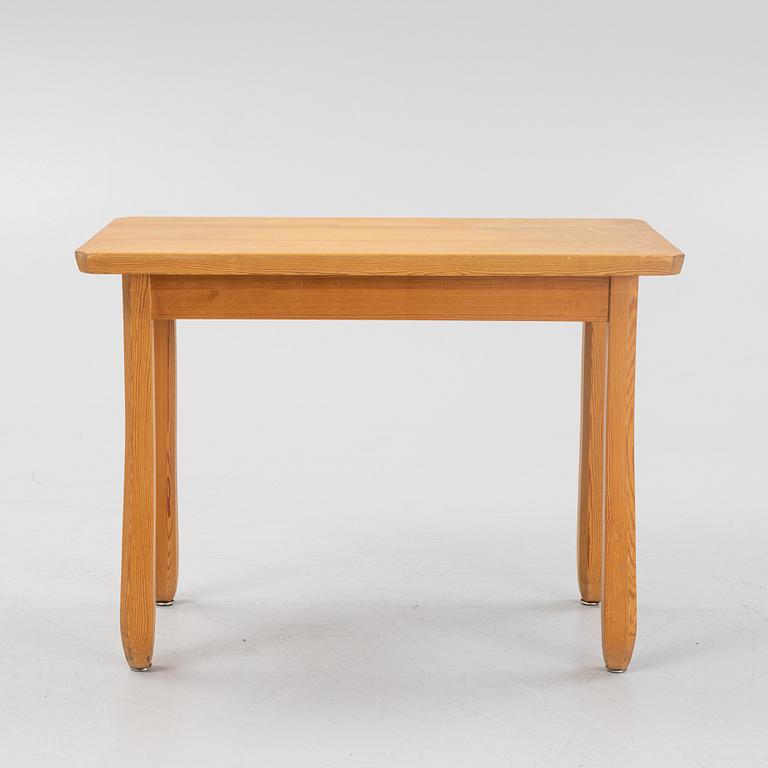 A pine table, the school of Carl Malmsten.