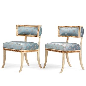 71. A pair of late Gustavian circa 1800 klismos armchairs.
