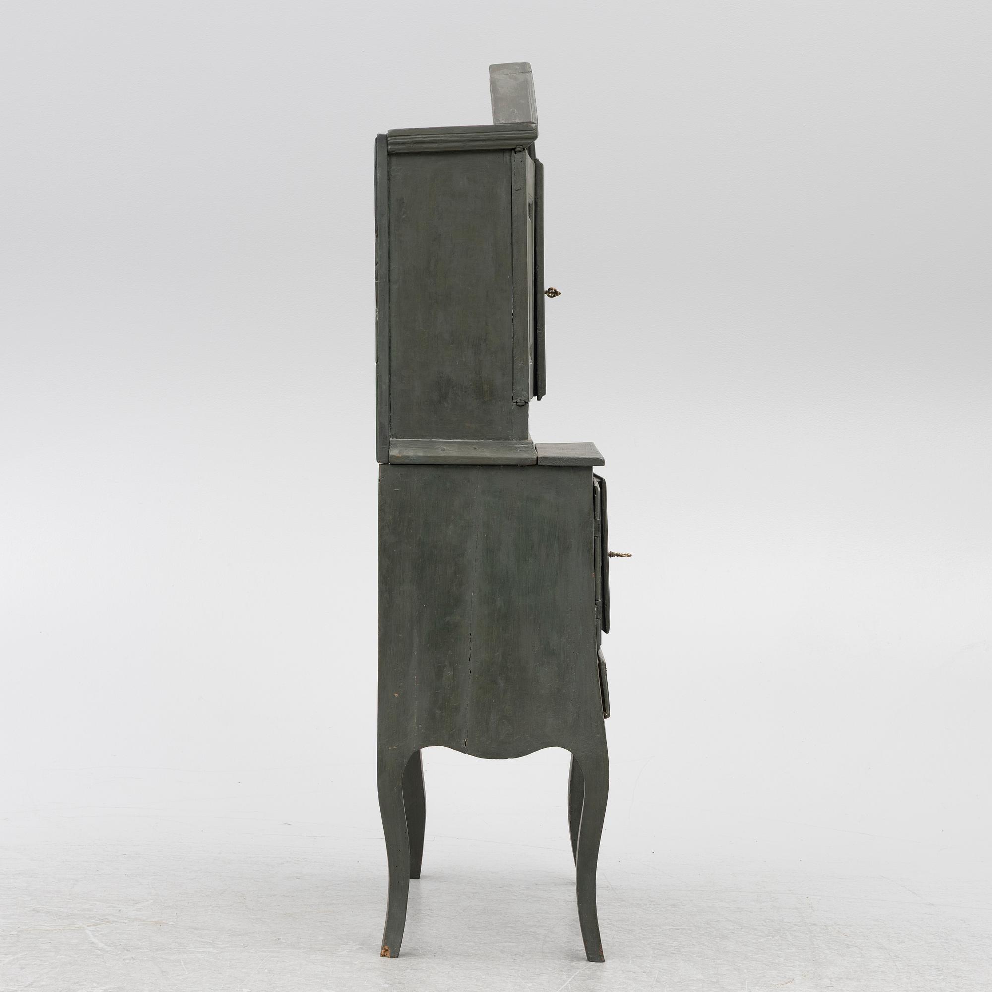 A painted cabinet, about 1800.