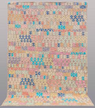 MATTA, Kelim, ca 287 x 198 cm.