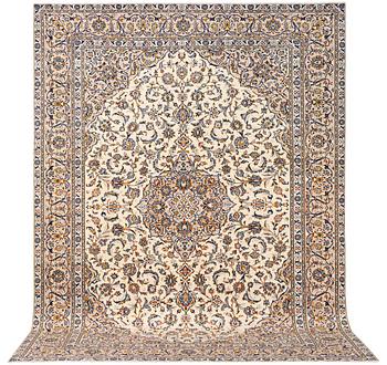 A Kashan carpet, c. 400 x 289 cm.