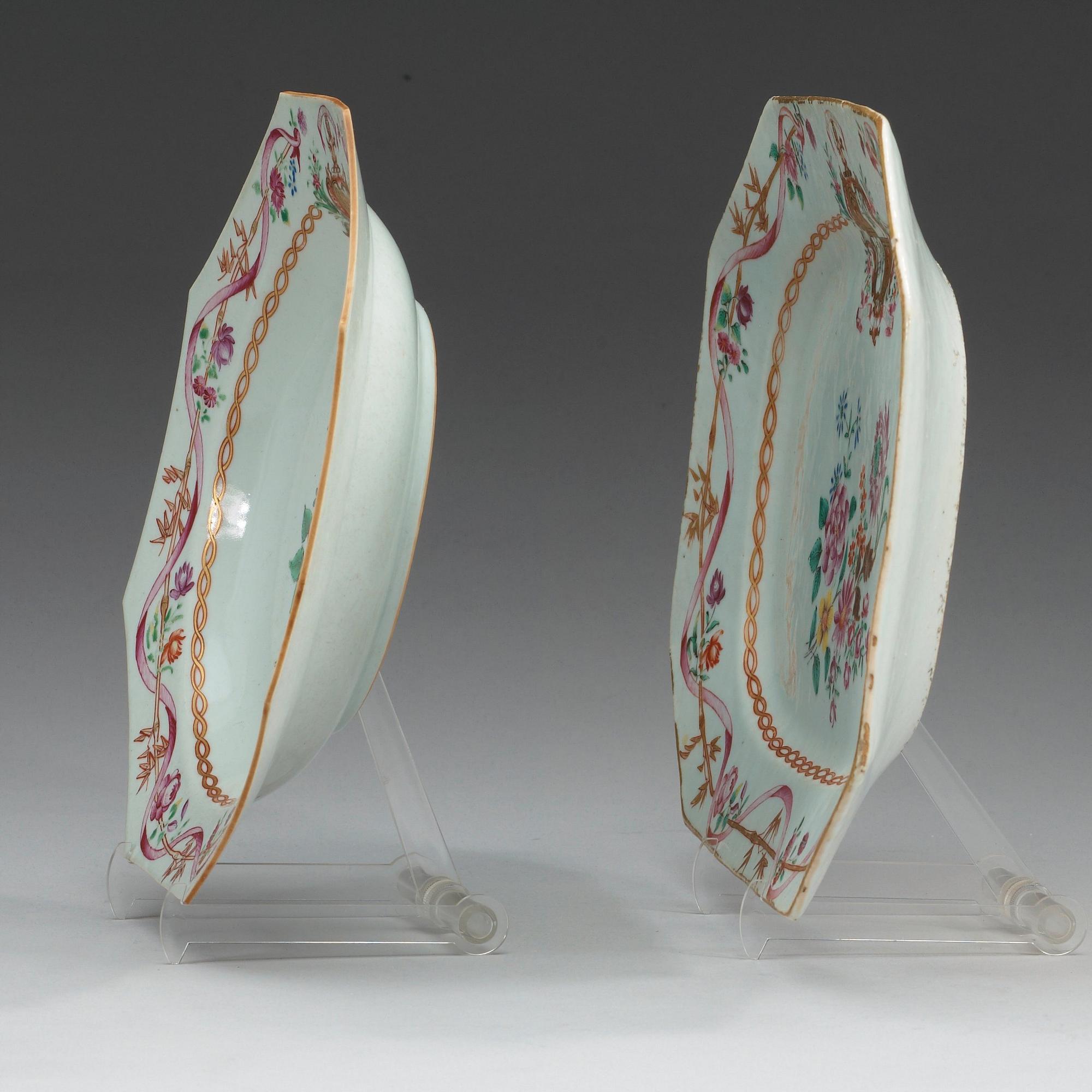 FAT och TALLRIKAR, fem stycken, vapenporslin. Qing dynastin, Qianlong (1736-95).