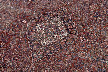 Matta, orientalisk, ca 348 x 256 cm.