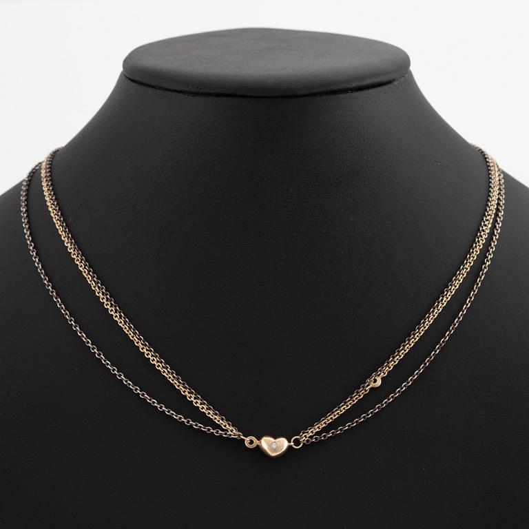 Ole Lynggaard, collier, 14K guld, hjärtformat lås med briljantslipade diamanter.