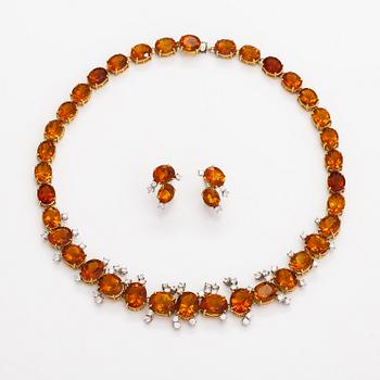 A necklace and a pair of earrings with citrines and diamonds ca. 3.91 ct in total. Italy.