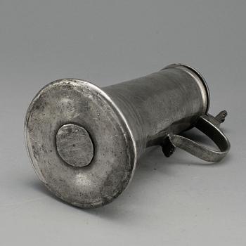 SKÄNKSTOP, tenn, otydliga stämplar, troligen Sverige, bär datering 1688.