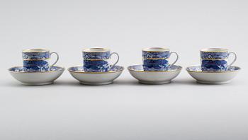 KOPPAR MED FAT, 4 st, porslin, Kina, 1700-/1800-tal.