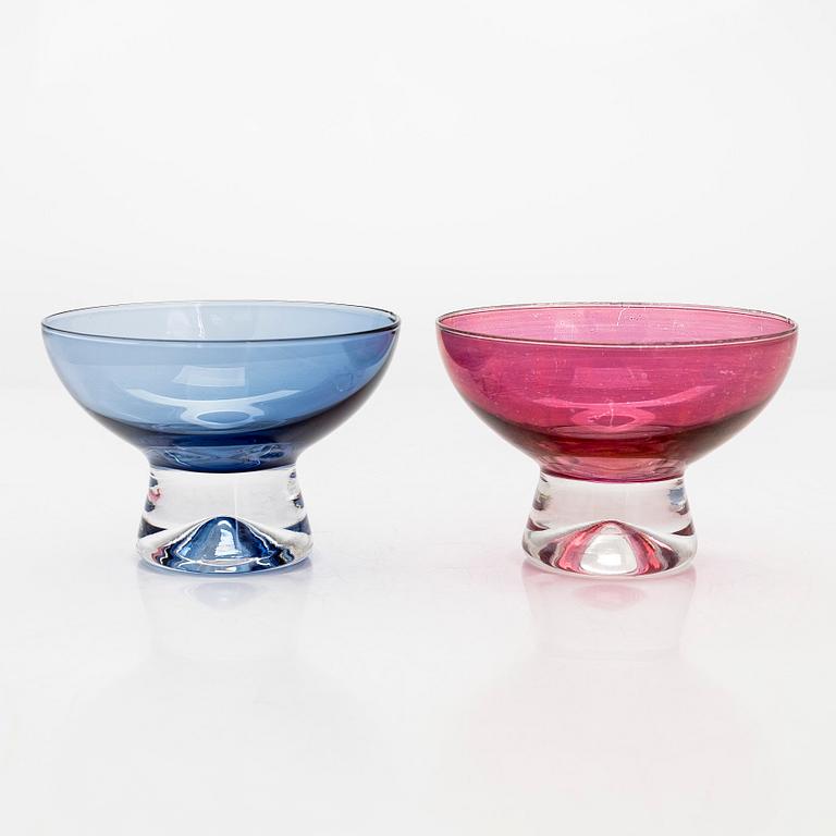 Tapio Wirkkala, a set of 18 dessert bowls, model 2092, Iittala, mid 20th century.