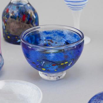 MINIATYRER, 20 st, glas, Bertil Vallien och Ulrica Hydman Vallien, Kosta Boda, signerade och numrerade, sent 1900-tal.