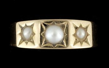 PARTI GULDSMYCKEN, 6 delar, mest 18K, 1900-tal. Tot ca 28 gram.