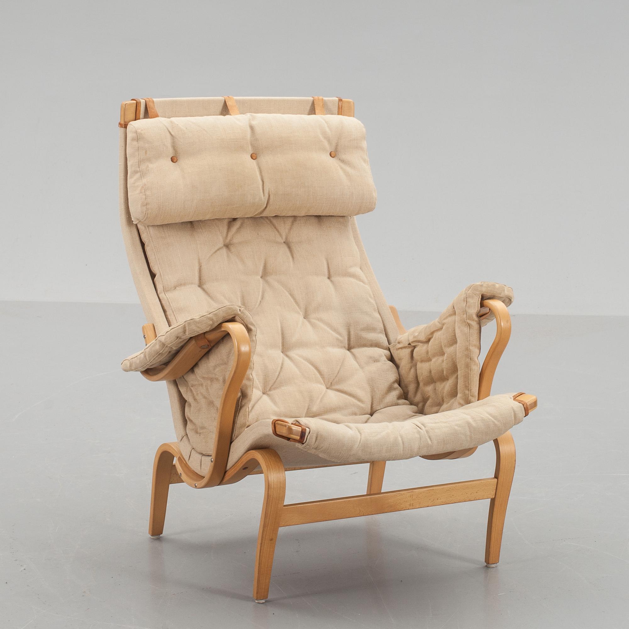 FÅTÖLJ, "Pernilla", Bruno Mathsson, DUX, 1900-talets andra hälft.