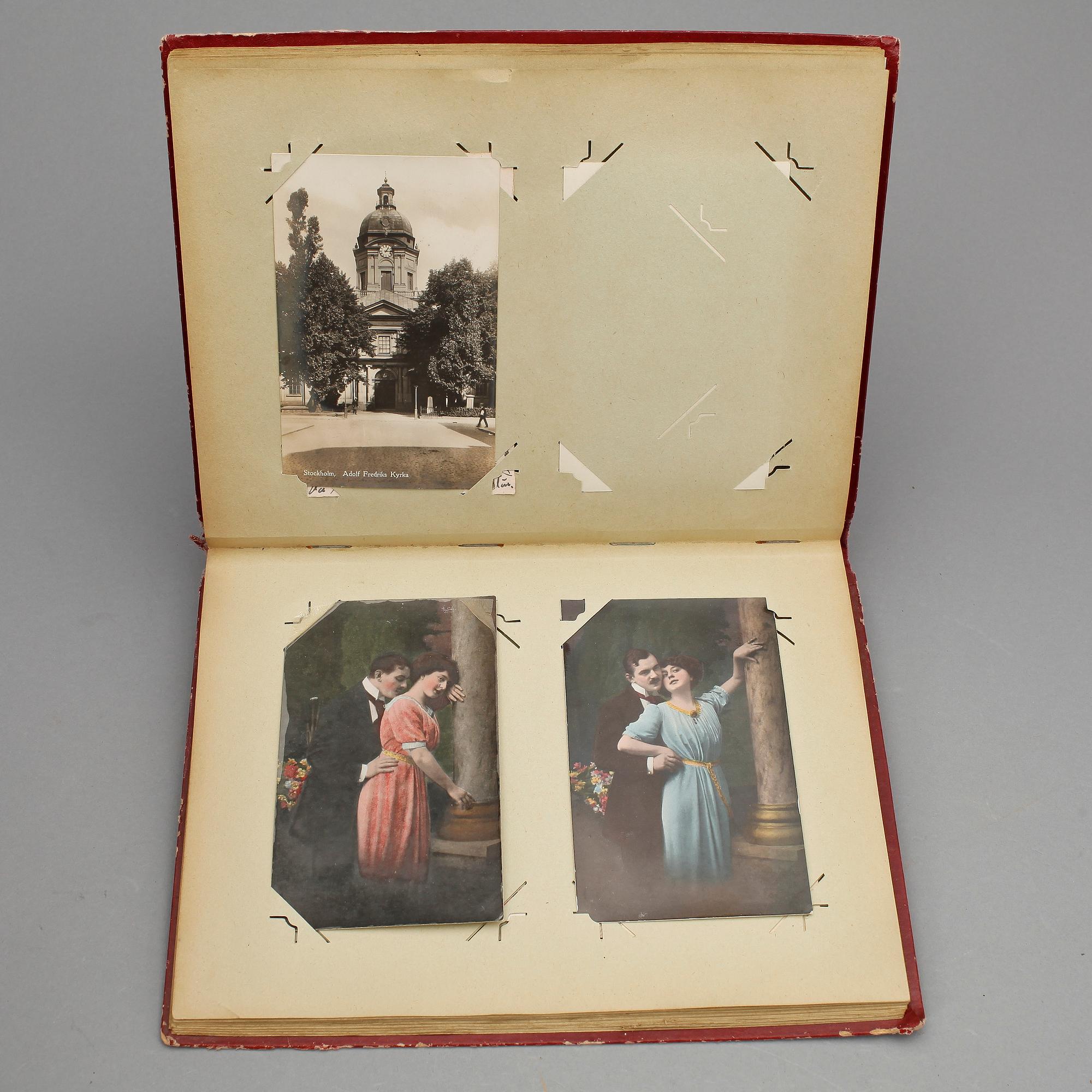 BREFKORTSALBUM, innehållande 55 vykort, 1900-talets första hälft.