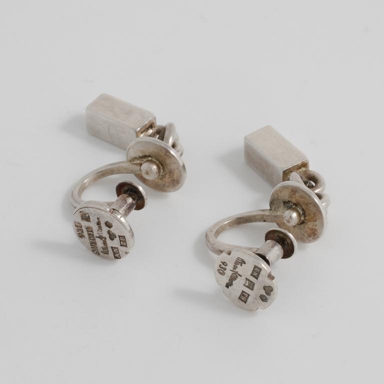 WIWEN NILSSON, Lund, 1956, a pair of earrings.