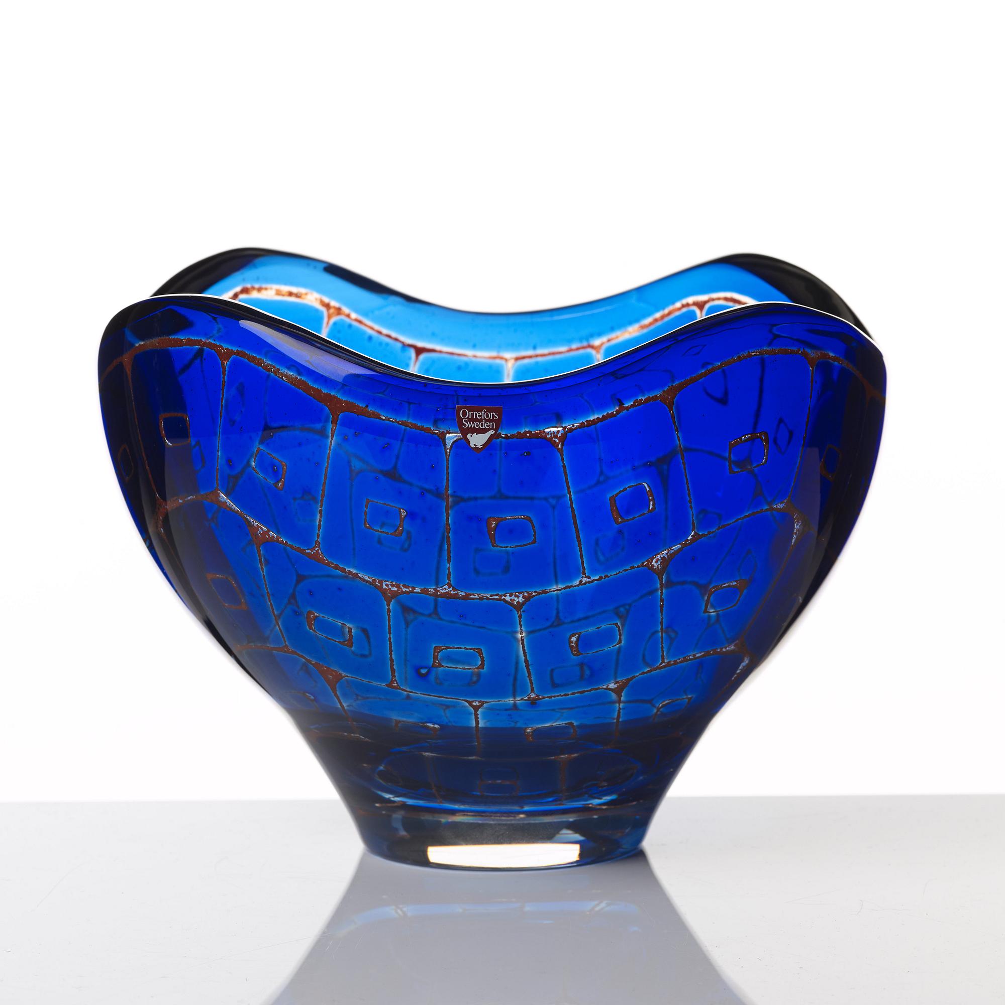 Sven Palmqvist, a "Ravenna" glass bowl, Orrefors 1978.
