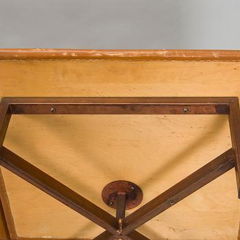 Ilmari Tapiovaara, sohva / nojatuoleja 3 kpl, valmistaja Lukkiseppo, 1900-luvun puoliväli.