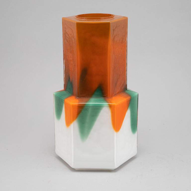 Helena Tynell, a glass lamp shade from Flygfors, second half of the 20th century.