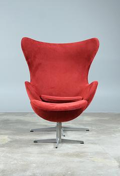 FÅTÖLJ med FOTPALL, "Ägget", Arne Jacobsen, Fritz Hansen.