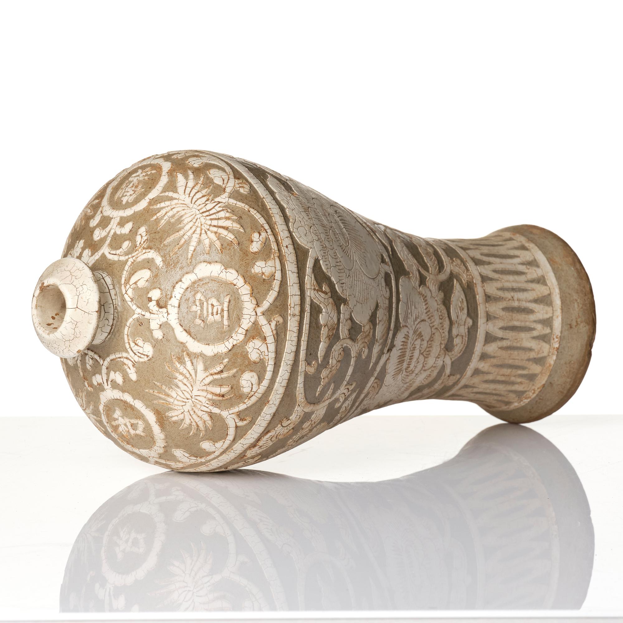 Vas, keramik. Citzhou-typ. Troligen Mingdynastin eller senare.