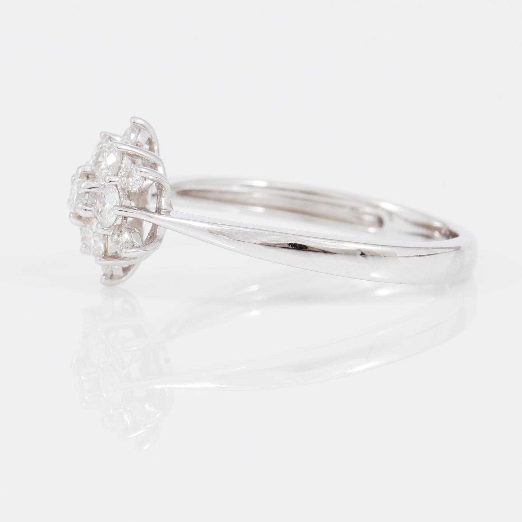 RING, briljantslipade diamanter total ca 0.40 ct.