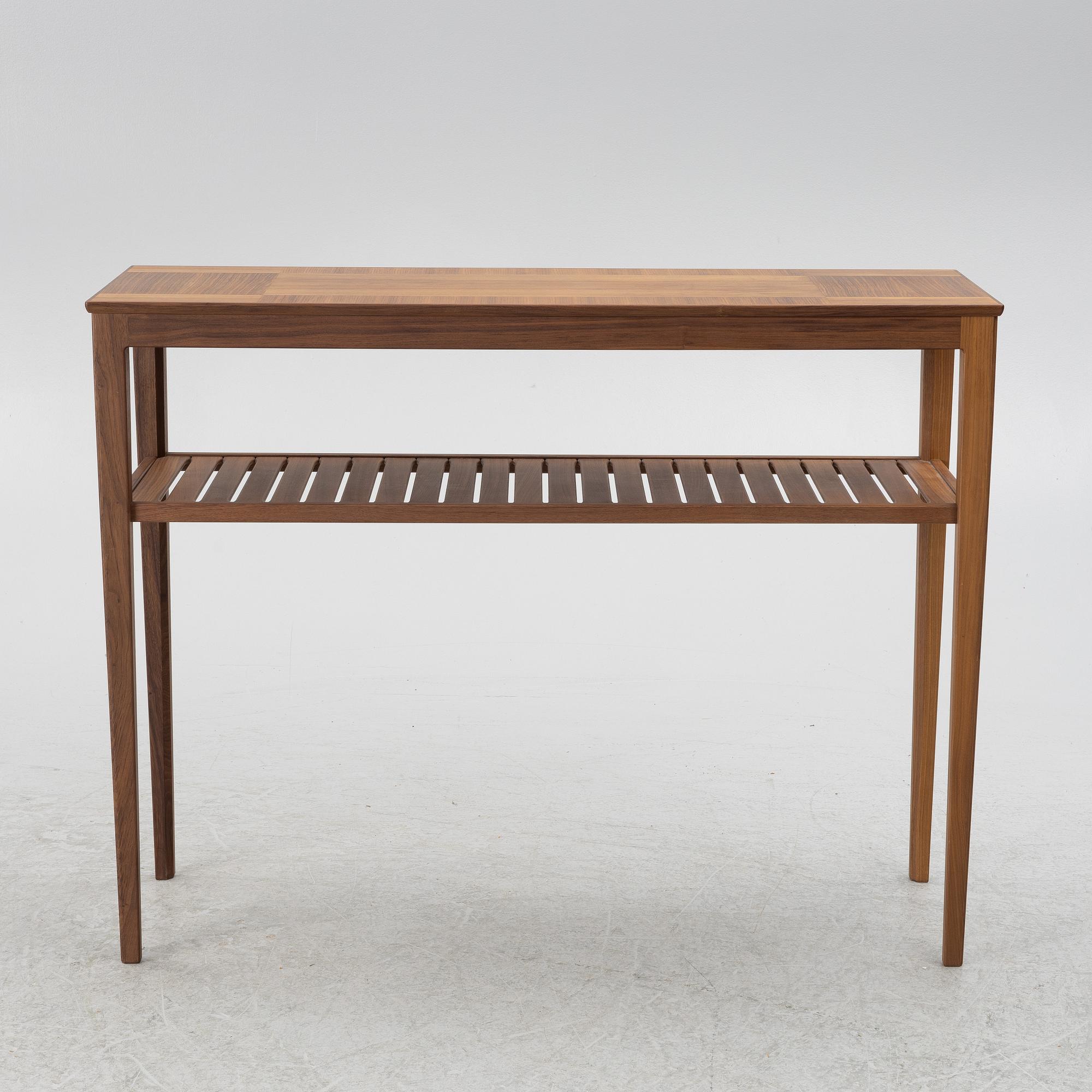 Carl Malmsten, Side table, carpenter Stefan Olsson AB, Gotland.