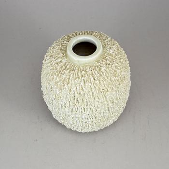 GUNNAR NYLUND, a chamotte stoneware vase 'Igelkott', Rörstrand.