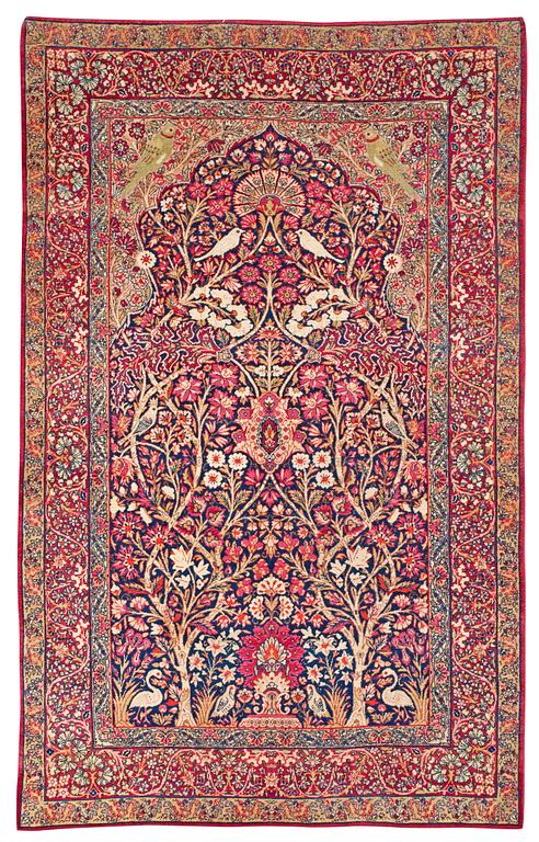 SEMI-ANTIQUE KERMAN LAVAR. 214,5 x 136 cm.