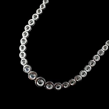 COLLIER, 18 k vitguld, briljantslipade diamanter totalt 3.00 ct.