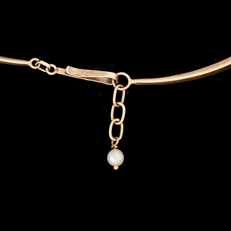 COLLIER, 18k, pärla. Vikt ca 16g.