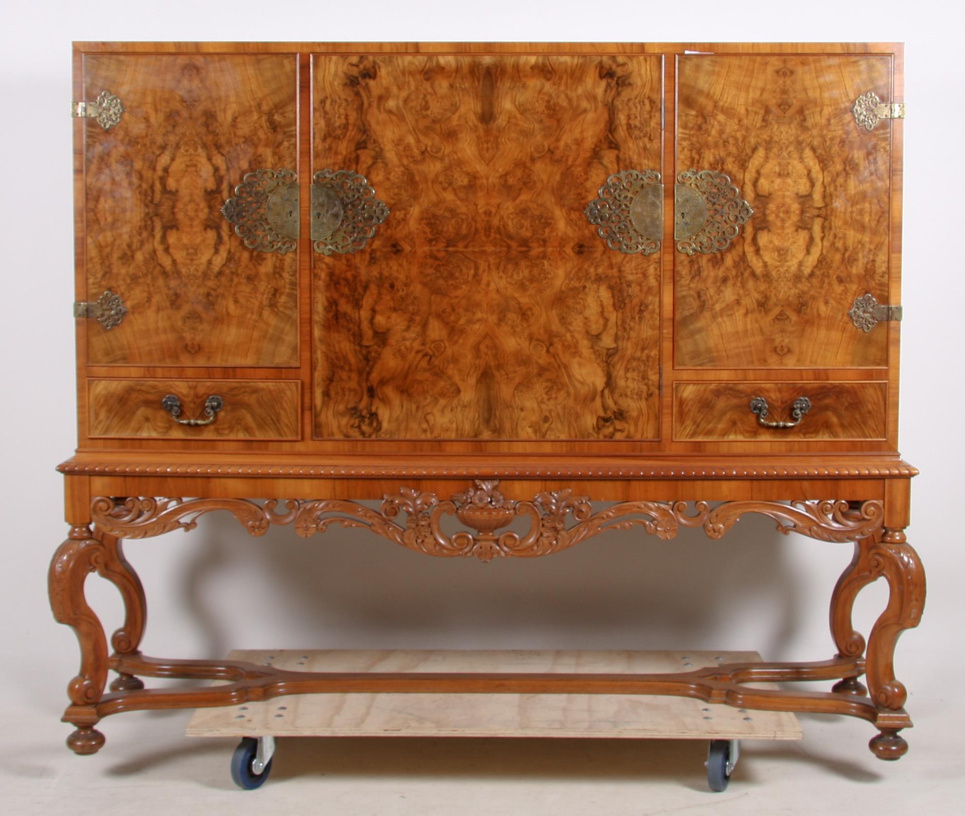 MATSALSGRUPP, 8 delar. Barockstil, 1900-tal.