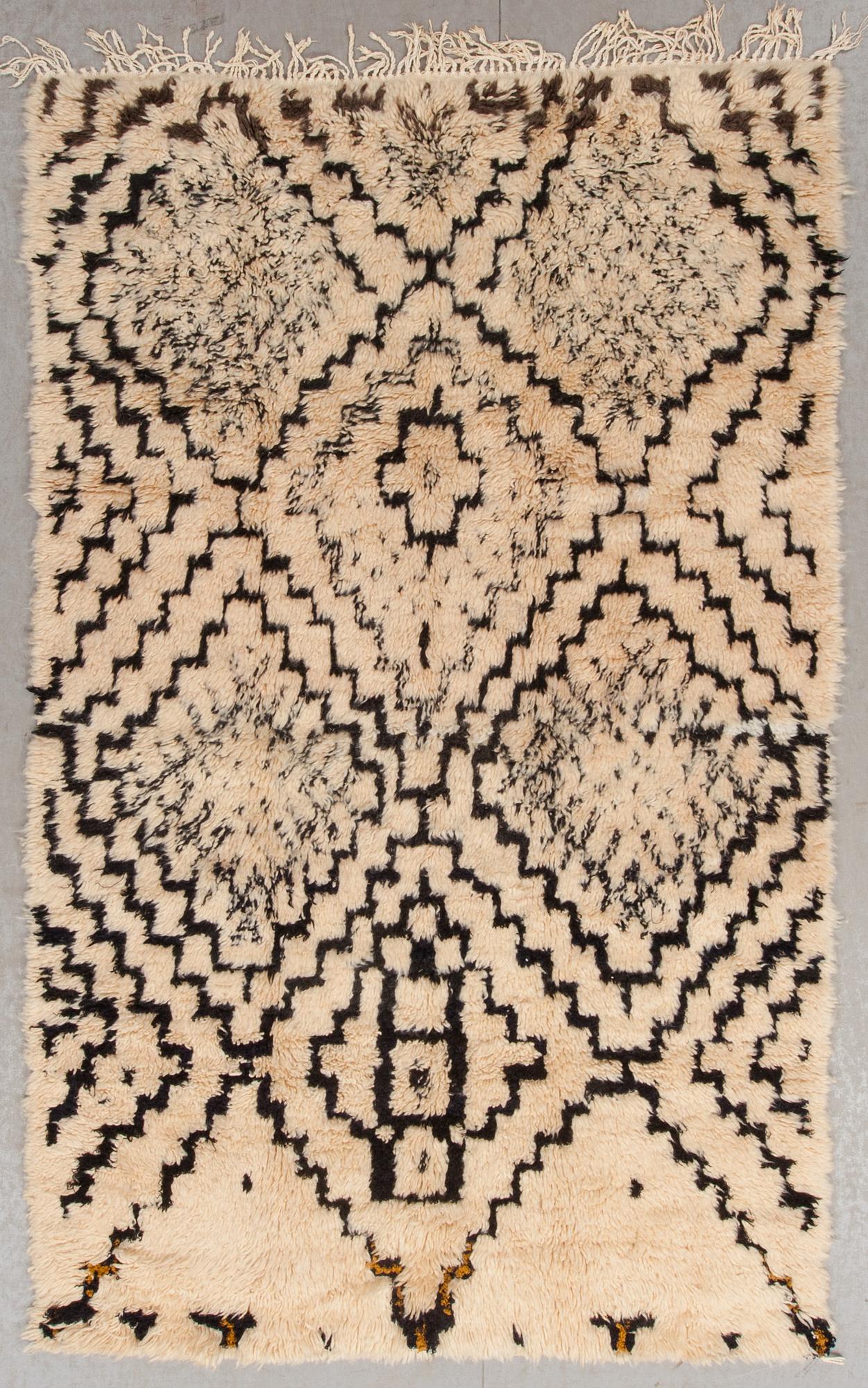 MATTA, Beni Ourain, Marocko, ca 244 x 151 cm.