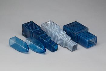 SKULPTURER/VASER, 3 st, "Metropolis", Bertil Vallien. Signerade och numrerade.